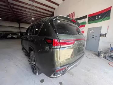 Lexus LX 600