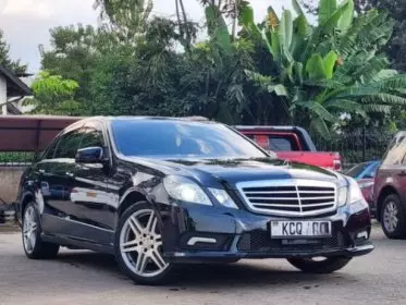 Mercedes-Benz E250