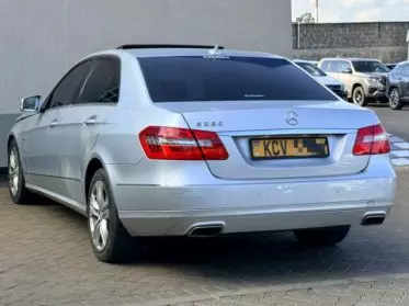 Mercedes-Benz E350