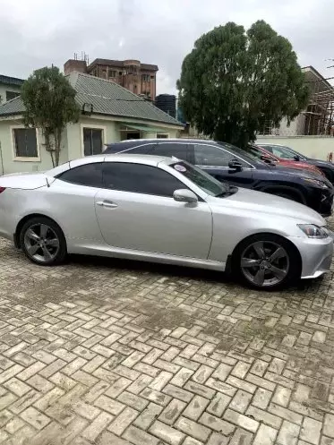 Lexus IS 250