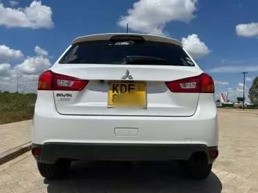 Mitsubishi RVR