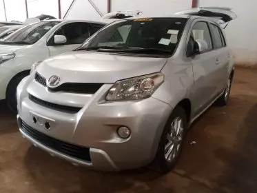Toyota Ist