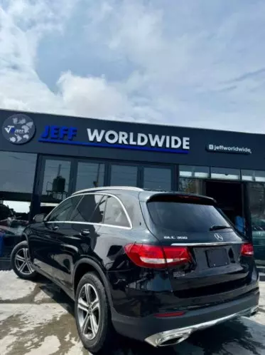 Mercedes-Benz GLC 300