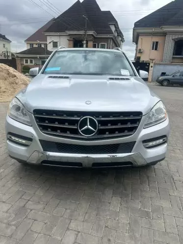 Mercedes-Benz ML 350