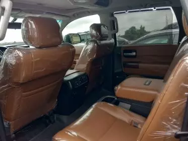 Toyota Sequoia