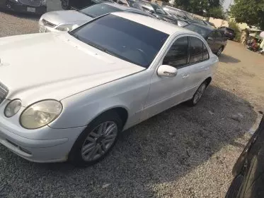 Mercedes-Benz E 350