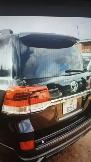 Toyota Land Cruiser V8