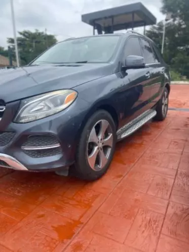Mercedes-Benz GLE 350