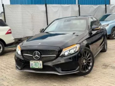 Mercedes-Benz C 300
