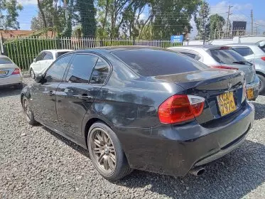 BMW 320i