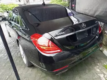 Mercedes-Benz S 560