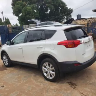 Toyota RAV 4