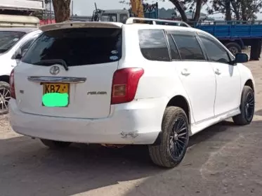 Toyota Fielder