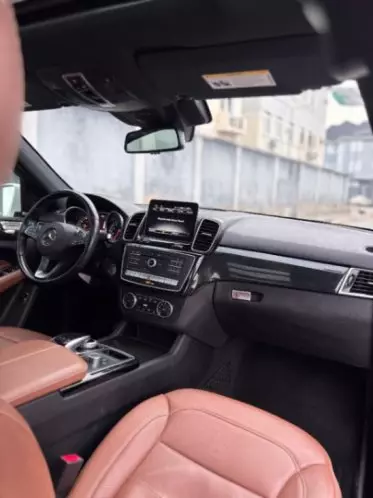 Mercedes-Benz GLE 350