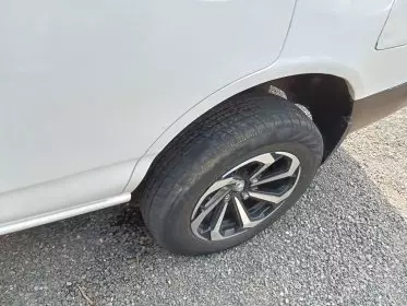 Nissan Advan