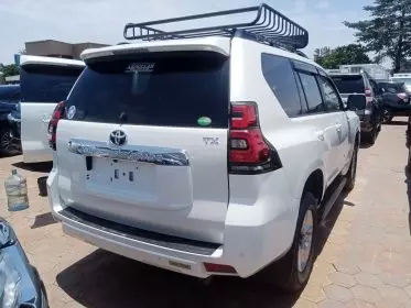 Toyota Landcruiser Prado