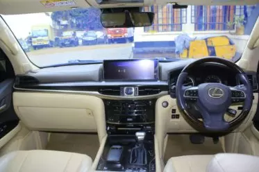 Lexus LX 570