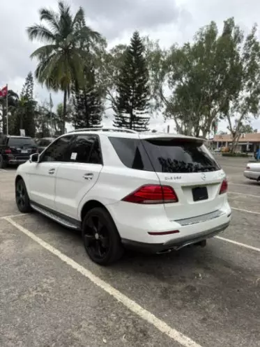 Mercedes-Benz GLE 350