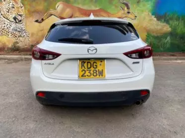Mazda Axela