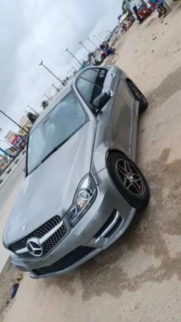 Mercedes-Benz C 300