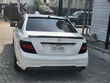 Mercedes-Benz C 300