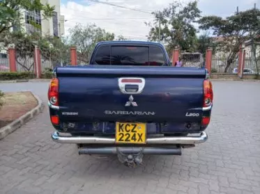 Mitsubishi L200