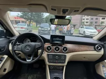 Mercedes-Benz GLA 250