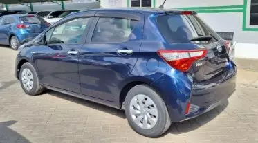 Toyota vitz hybrid