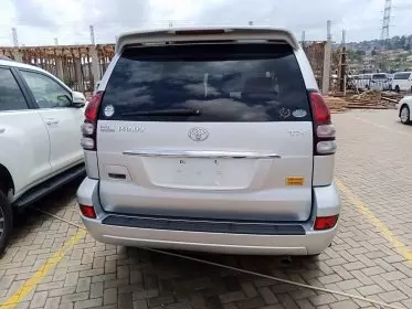 Toyota Landcruiser Prado