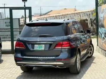 Mercedes-Benz GLE 350