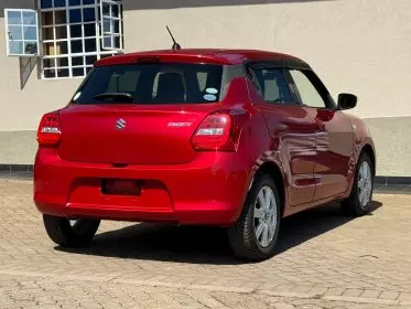 SUZUKI Swift