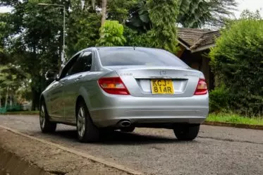 Mercedes-Benz C200