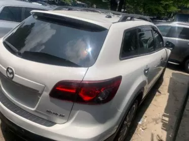 Mazda CX-9