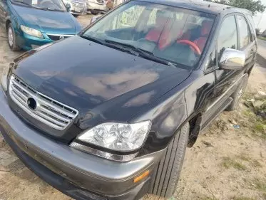 Lexus RX 300