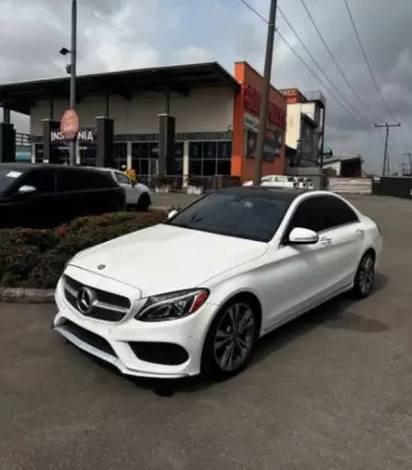 Mercedes-Benz C 300
