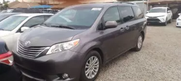 Toyota Sienna