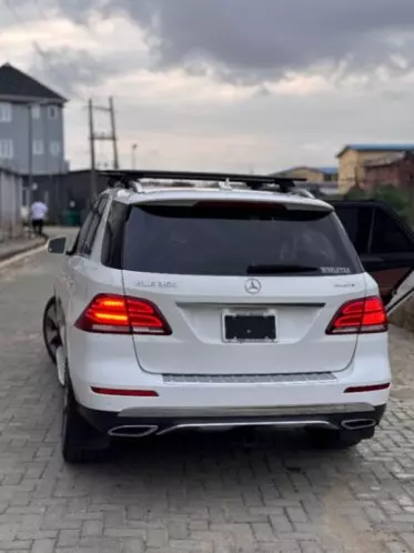 Mercedes-Benz GLE 350