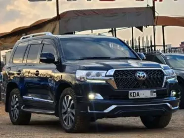 Toyota Landcruiser  V8
