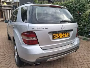 Mercedes-Benz S 320