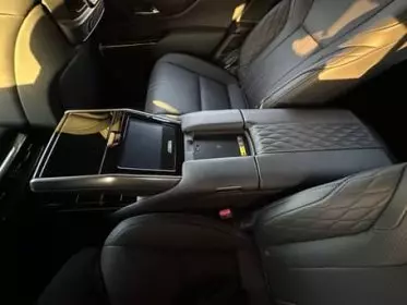 Lexus LX 600