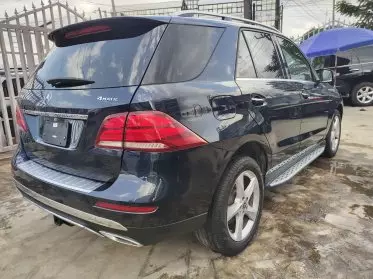 Mercedes-Benz GLE 350