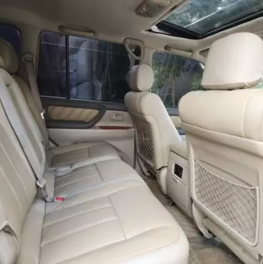 Toyota Landcruiser  V8