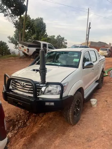Toyota Hilux 