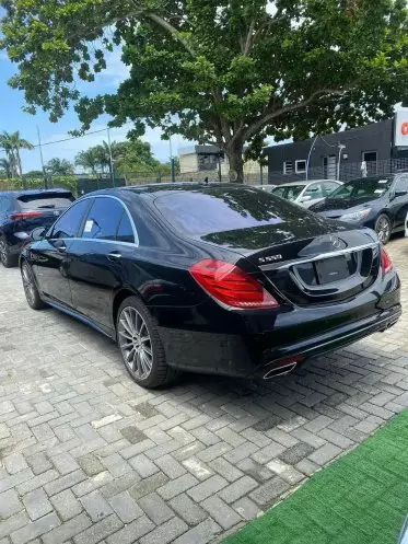 Mercedes-Benz S 550