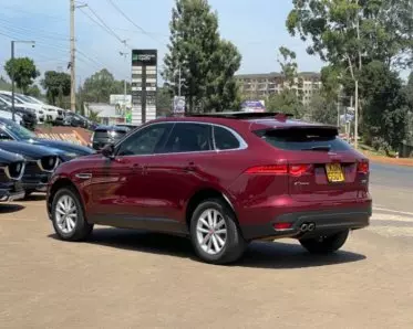 Jaguar F-Pace