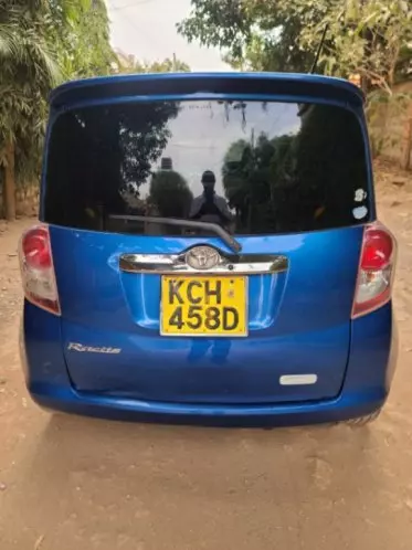 Toyota Ractis