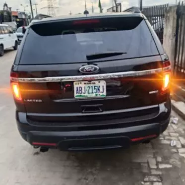 Ford Explorer