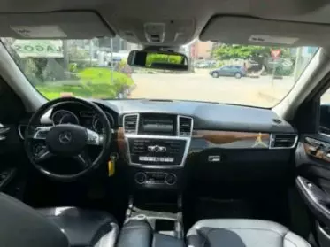 Mercedes-Benz ML 350