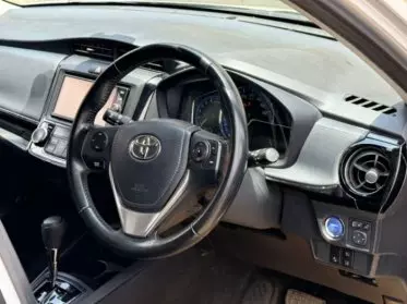Toyota Fielder hybrid