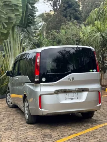 Honda Stepwgn Spada
